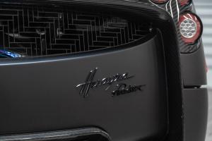 Pagani Huayra Roadster 2018 года  (NA)